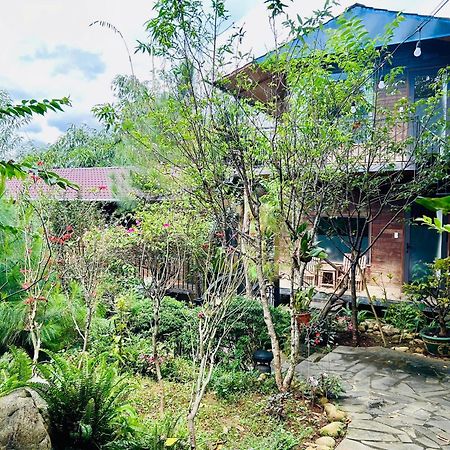 Bazan Home - Hotel & Bungalow Pleiku Buitenkant foto