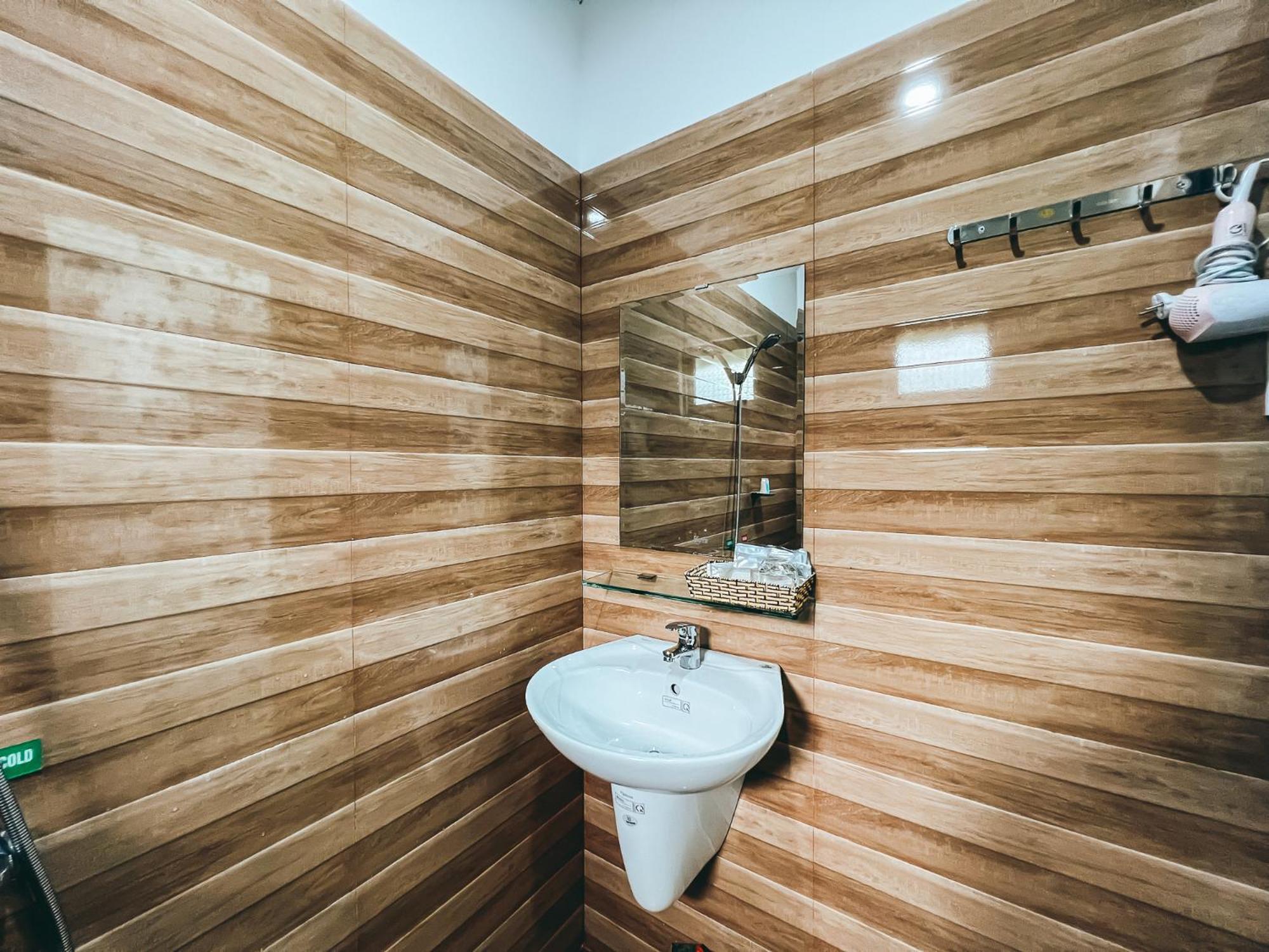 Bazan Home - Hotel & Bungalow Pleiku Kamer foto