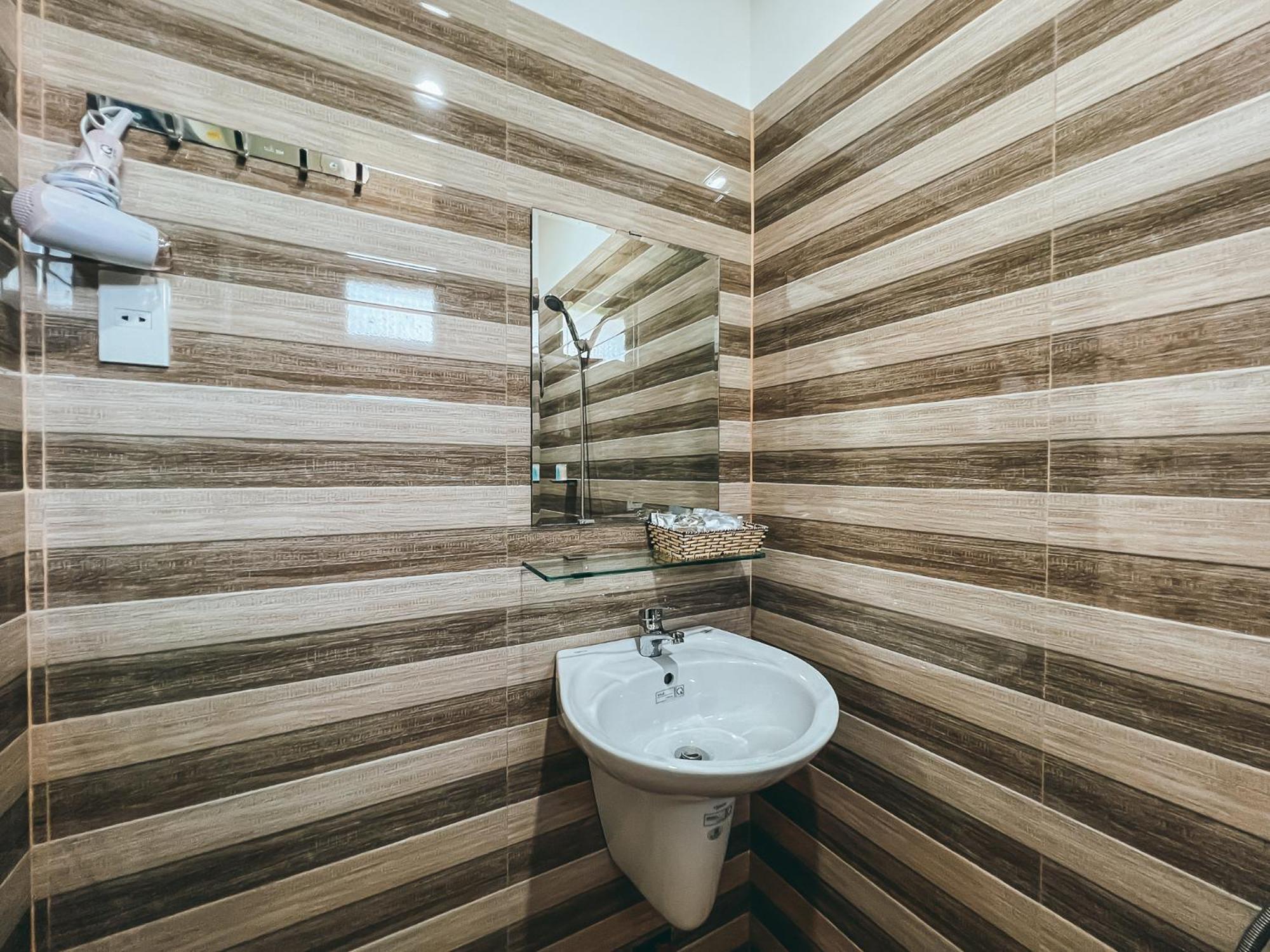 Bazan Home - Hotel & Bungalow Pleiku Kamer foto