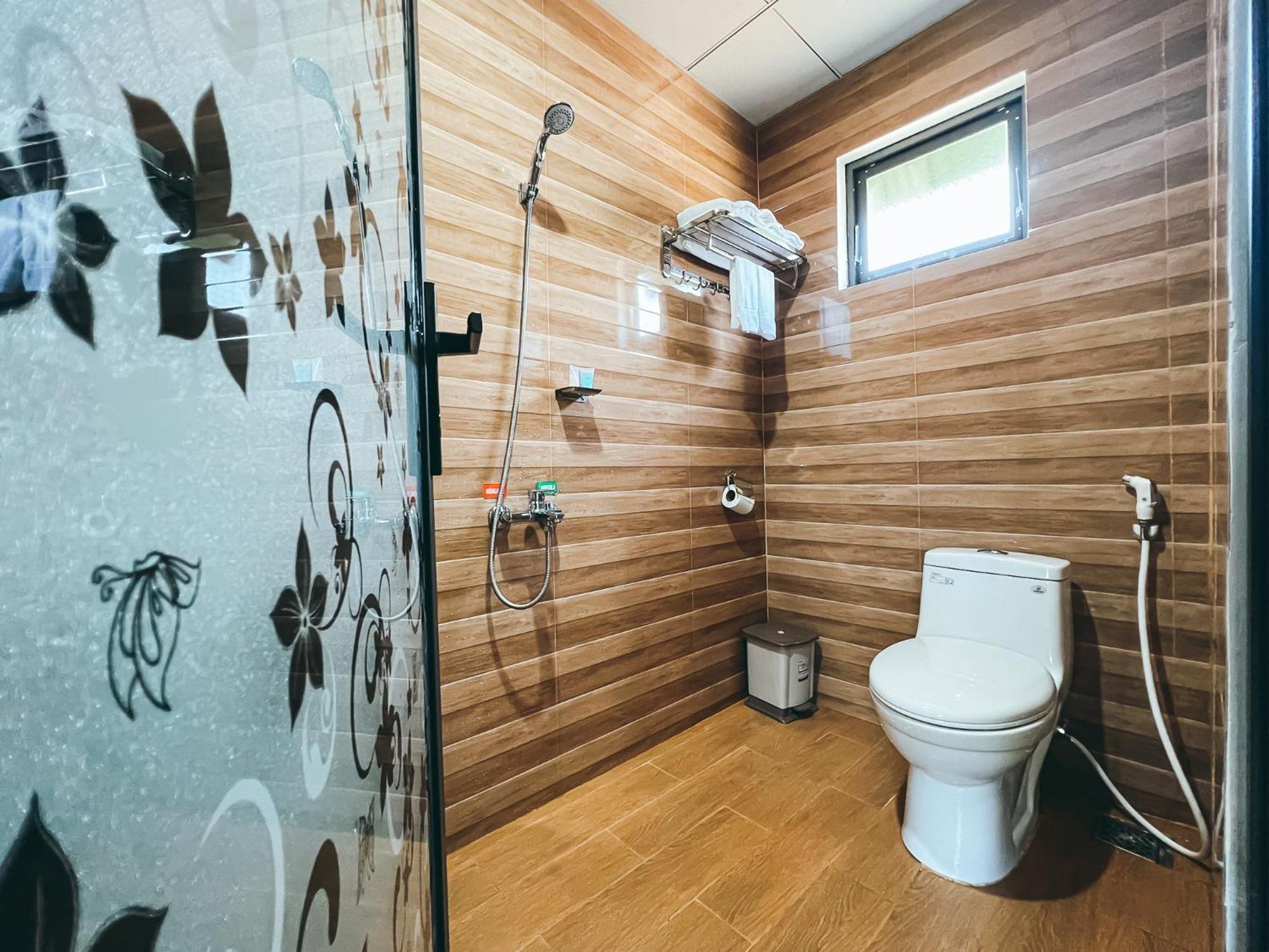 Bazan Home - Hotel & Bungalow Pleiku Kamer foto